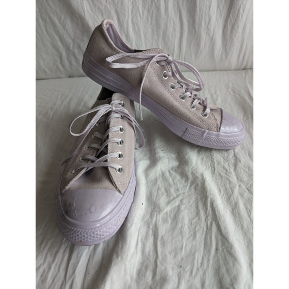 Liliac Suede Converse
